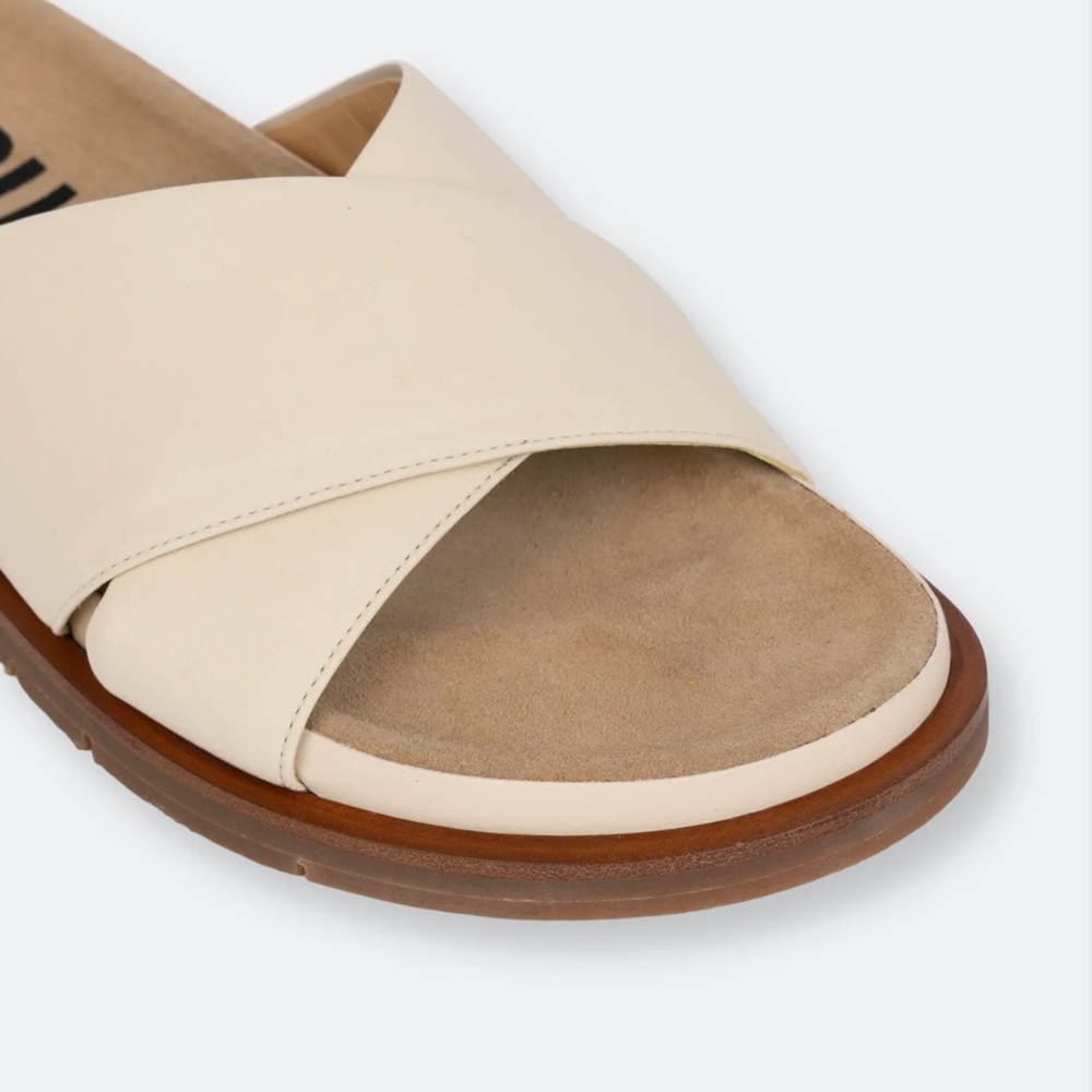 LABUCQ Mo Slide Mule Sandal - Picture 14 of 15
